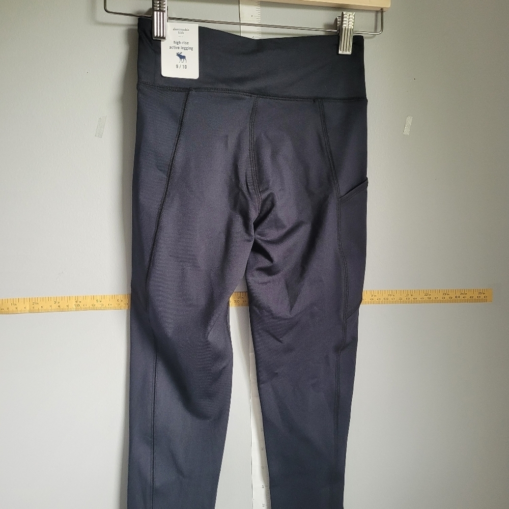 Abercrombie Kids Charcoal High-Rise Leggings - Picture 2 of 4